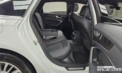 Audi A6 2020 2.0 Автомат в Москве № 592943, миниатюра 12