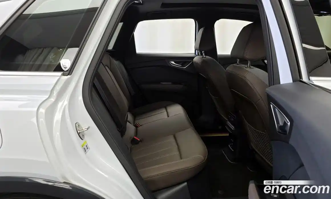 Audi Q4 e-tron 2023 0.2 Автомат в Москве № 592967, фото 12