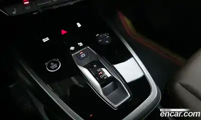 Audi Q4 e-tron 2023 0.2 Автомат в Москве № 592967, миниатюра 9