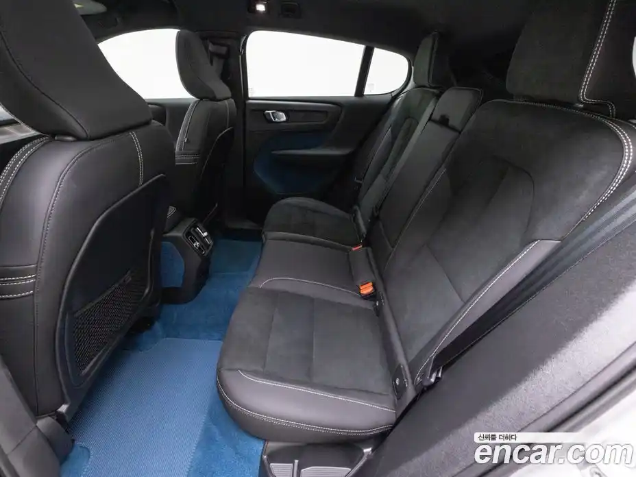 Volvo C40 2024 0.2 Автомат в Москве № 593839, фото 10