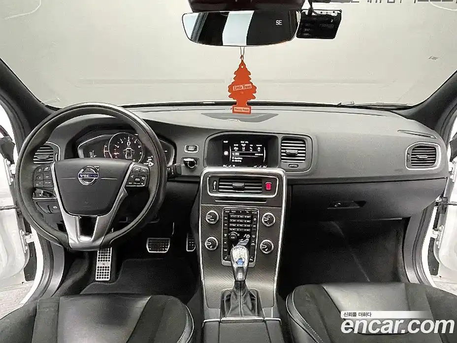 Volvo S60 2017 2.0 Автомат в Москве № 593916, фото 7