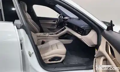 Porsche Taycan 2022 0.1 Автомат в Москве № 594057, миниатюра 11