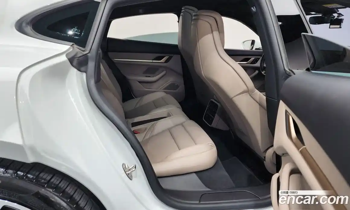 Porsche Taycan 2022 0.1 Автомат в Москве № 594057, фото 12