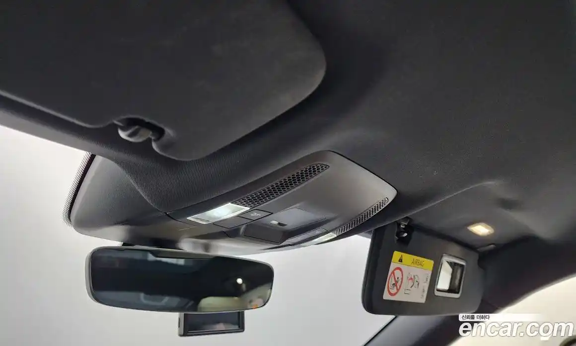 Porsche Taycan 2022 0.1 Автомат в Москве № 594057, фото 17