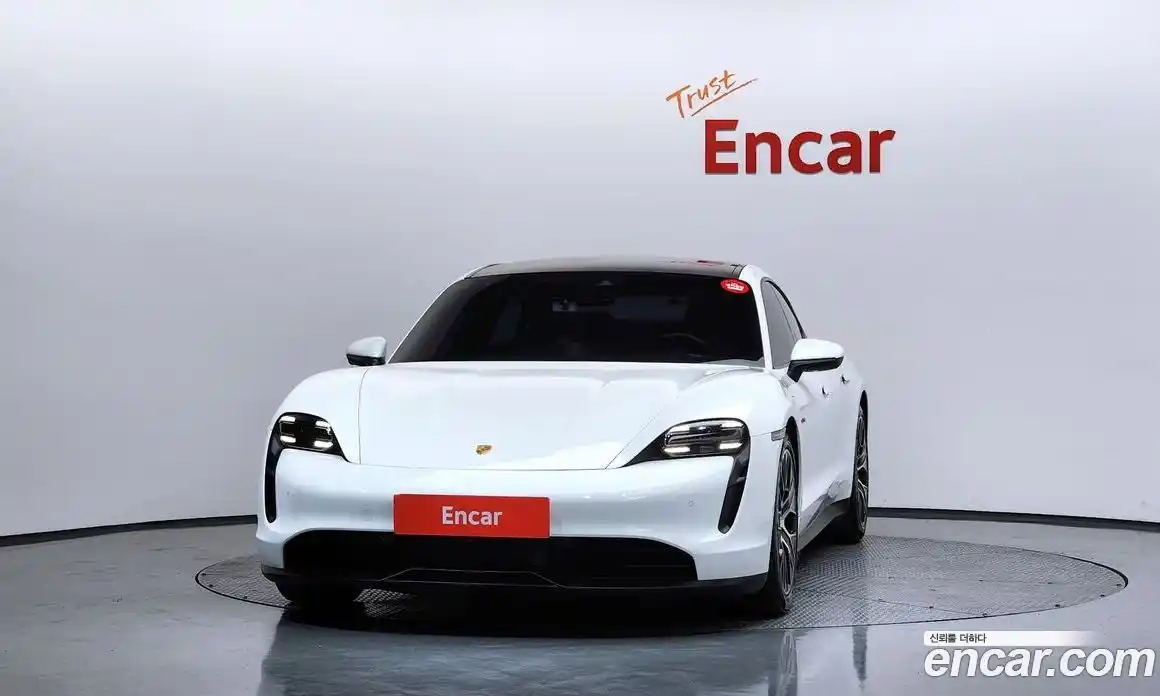 Porsche Taycan 2022 0.1 Автомат в Москве № 594057, фото 3