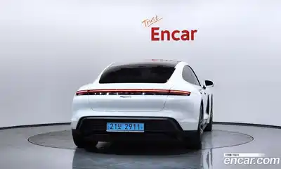 Porsche Taycan 2022 0.1 Автомат в Москве № 594057, миниатюра 4