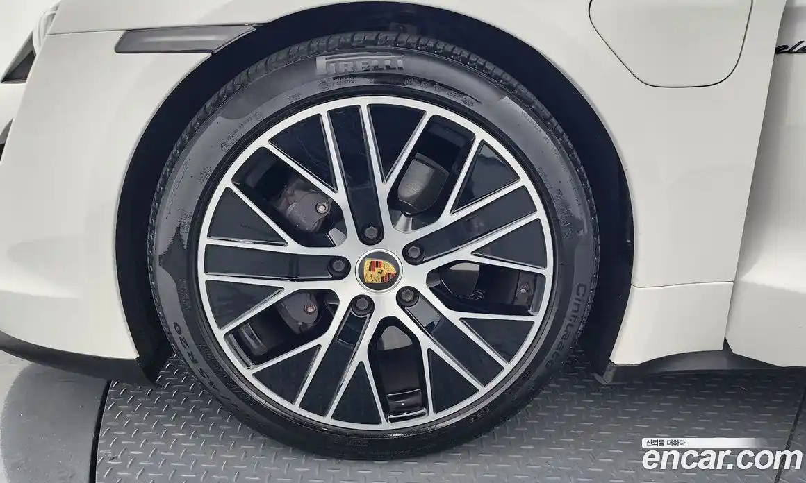 Porsche Taycan 2022 0.1 Автомат в Москве № 594057, фото 5