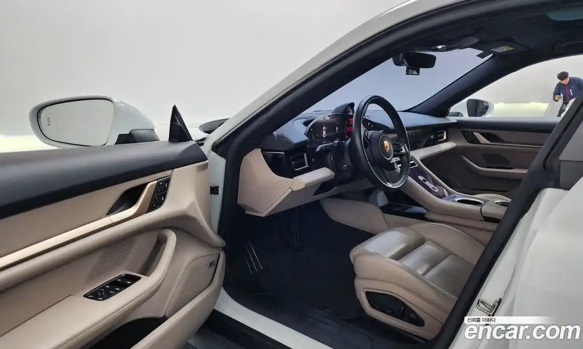 Porsche Taycan 2022 0.1 Автомат в Москве № 594057, фото 10