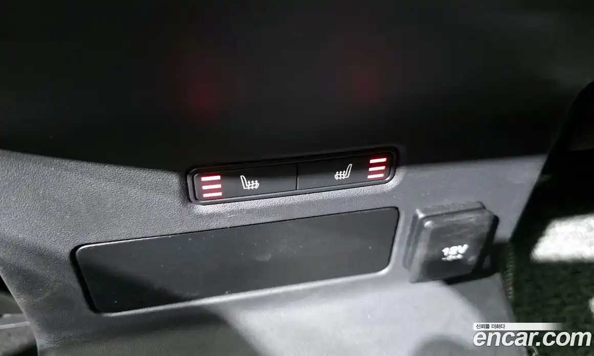 Land Rover Range-Rover Velar 2020 2.0 Автомат в Москве № 594607, фото 18