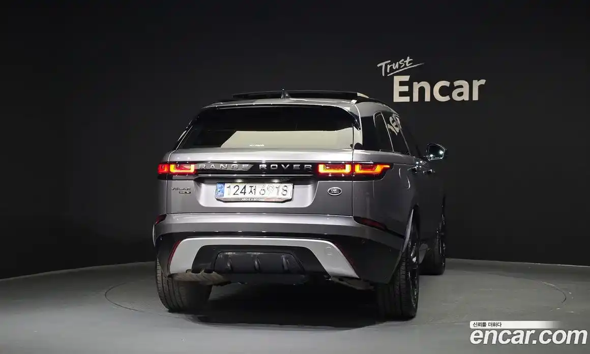 Land Rover Range-Rover Velar 2020 2.0 Автомат в Москве № 594607, фото 4