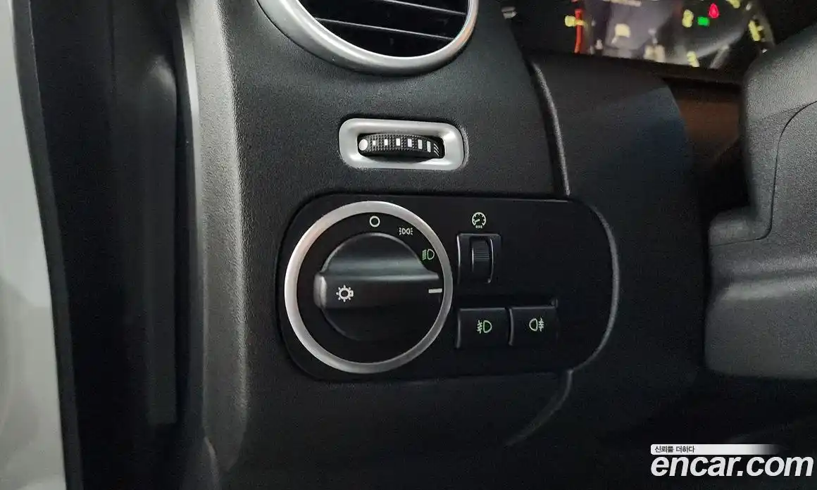 Land Rover Discovery 2014 3.0 Автомат в Москве № 594853, фото 14