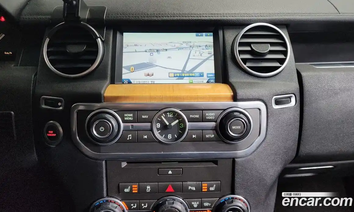 Land Rover Discovery 2014 3.0 Автомат в Москве № 594853, фото 15