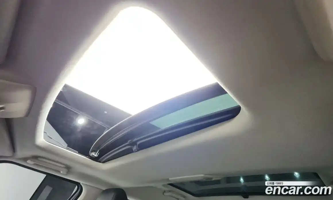 Land Rover Discovery 2014 3.0 Автомат в Москве № 594853, фото 18