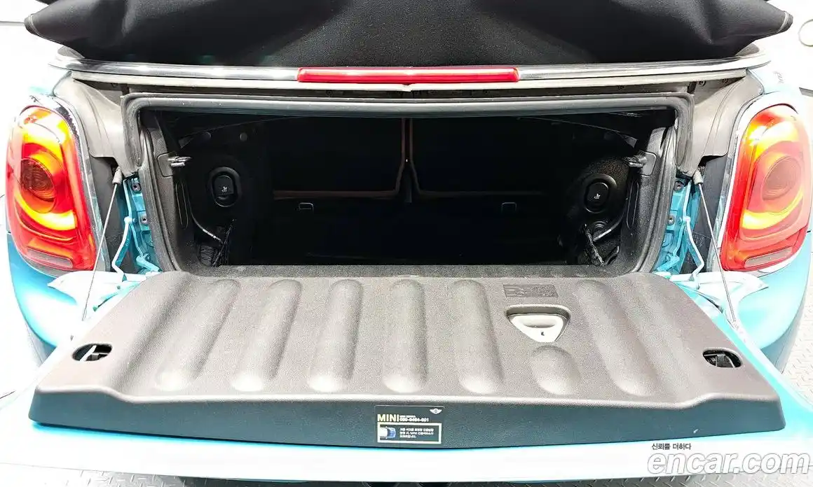 Mini Cooper Convertible 2016 2.0 Автомат в Москве № 595074, фото 20