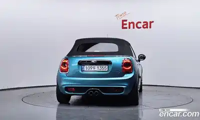 Mini Cooper Convertible 2016 2.0 Автомат в Москве № 595074, миниатюра 4