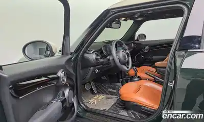 Mini Cooper 2023 1.5 Автомат в Москве № 595166, миниатюра 12