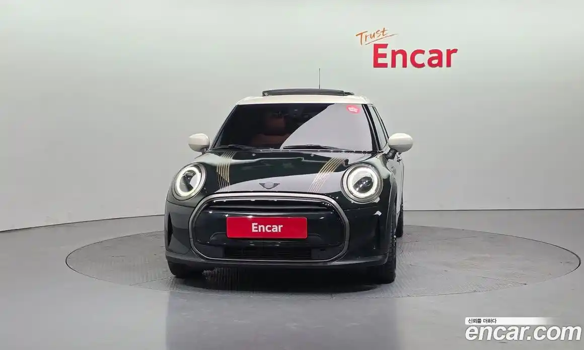 Mini Cooper 2023 1.5 Автомат в Москве № 595166, фото 3