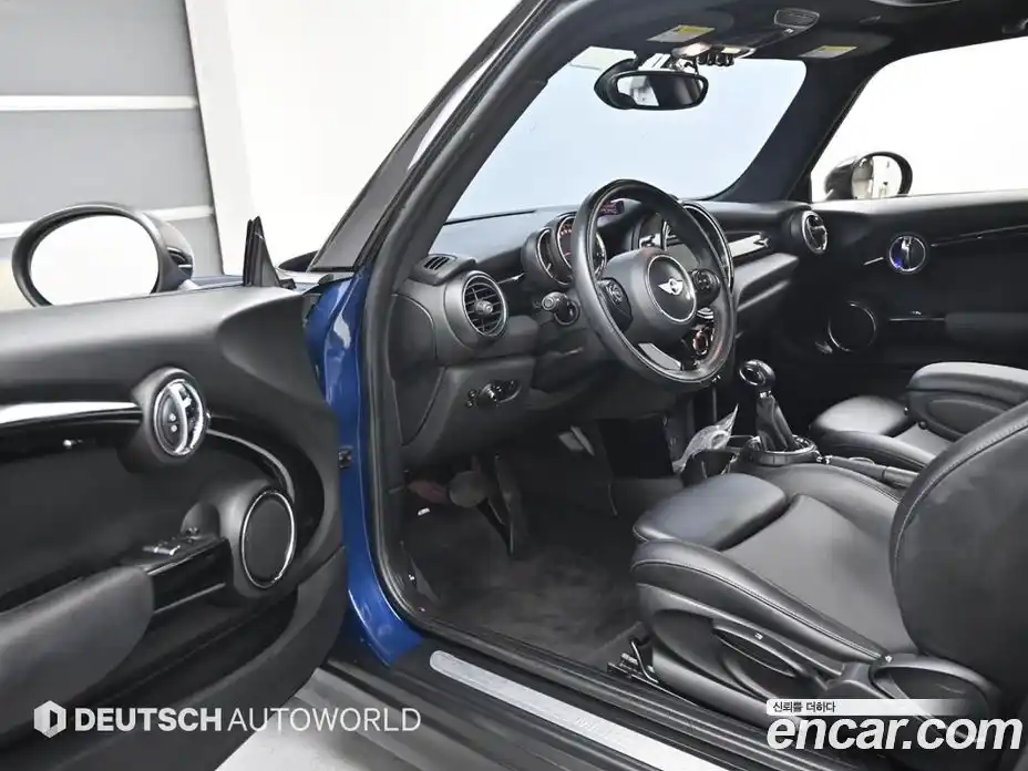 Mini Cooper 2014 1.5 Автомат в Москве № 595308, фото 11