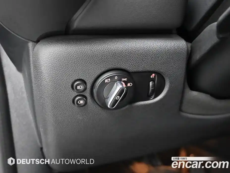 Mini Cooper 2014 1.5 Автомат в Москве № 595308, фото 15