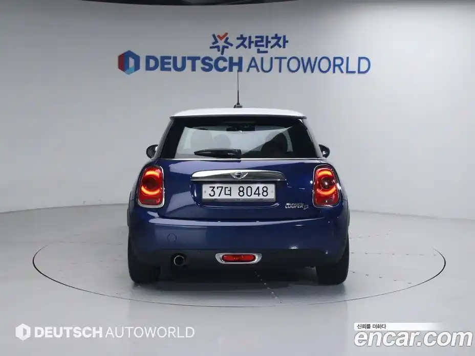 Mini Cooper 2014 1.5 Автомат в Москве № 595308, фото 4