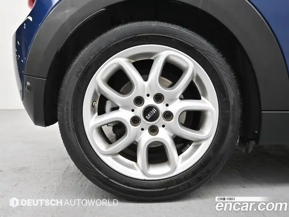 Mini Cooper 2014 1.5 Автомат в Москве № 595308, фото 5