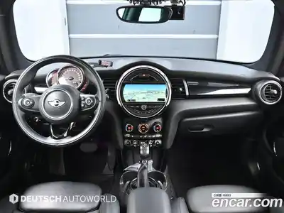 Mini Cooper 2014 1.5 Автомат в Москве № 595308, миниатюра 7