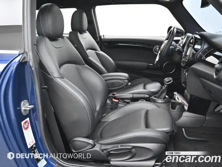 Mini Cooper 2014 1.5 Автомат в Москве № 595308, фото 10