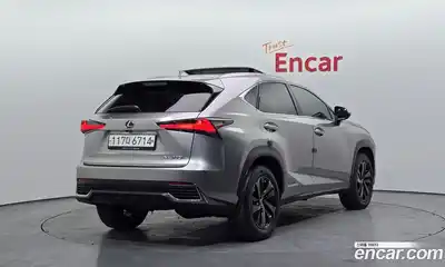 Lexus NX 2020 2.5 Автомат в Москве № 595565, миниатюра 2