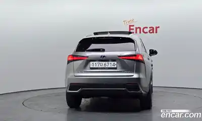 Lexus NX 2020 2.5 Автомат в Москве № 595565, миниатюра 4