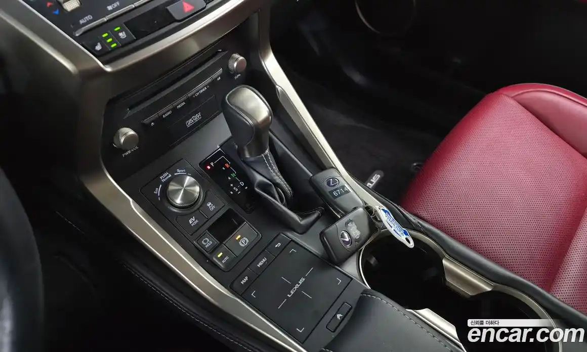 Lexus NX 2020 2.5 Автомат в Москве № 595565, фото 9