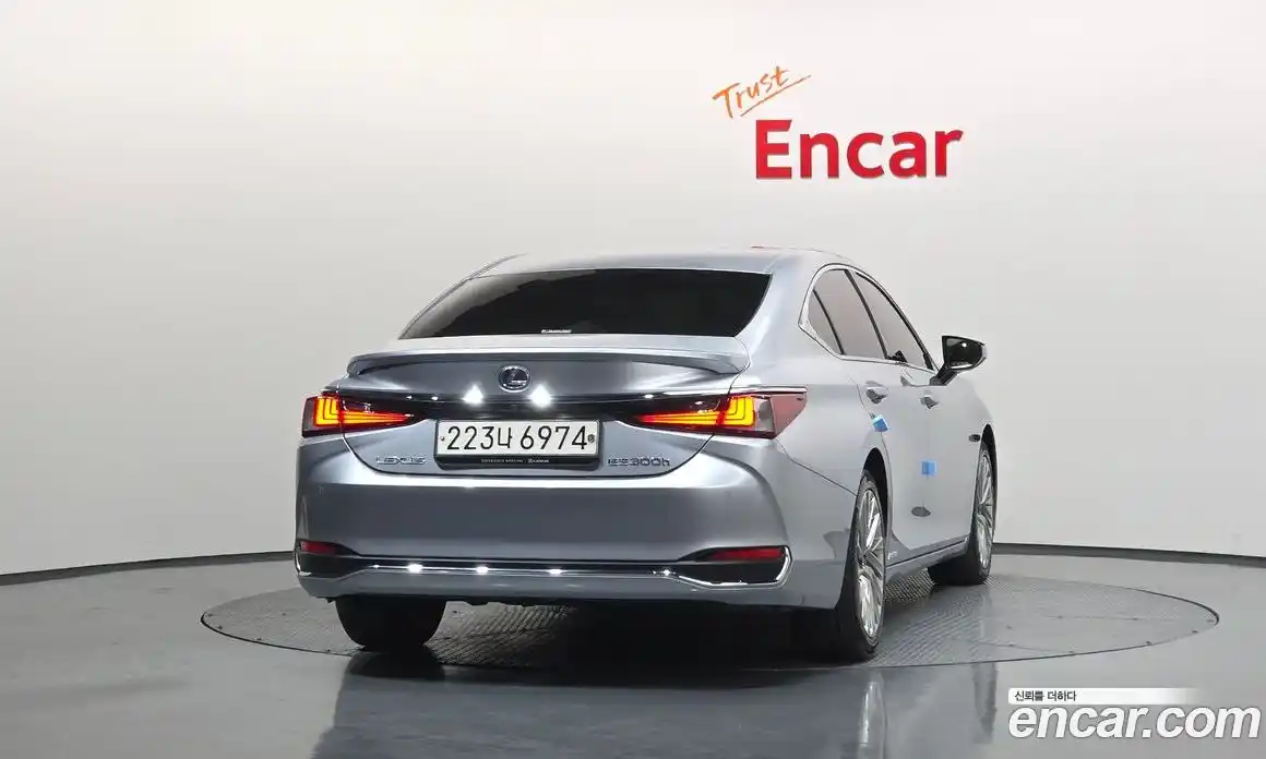 Lexus ES 2022 2.5 Автомат в Москве № 595582, фото 4