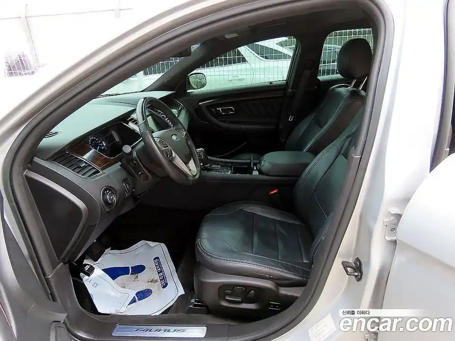 Ford Taurus 2015 2.0 Автомат в Москве № 601369, фото 5