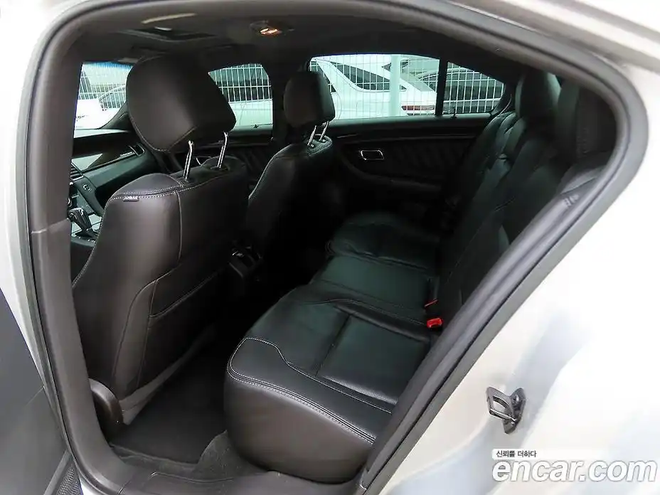 Ford Taurus 2015 2.0 Автомат в Москве № 601369, фото 6