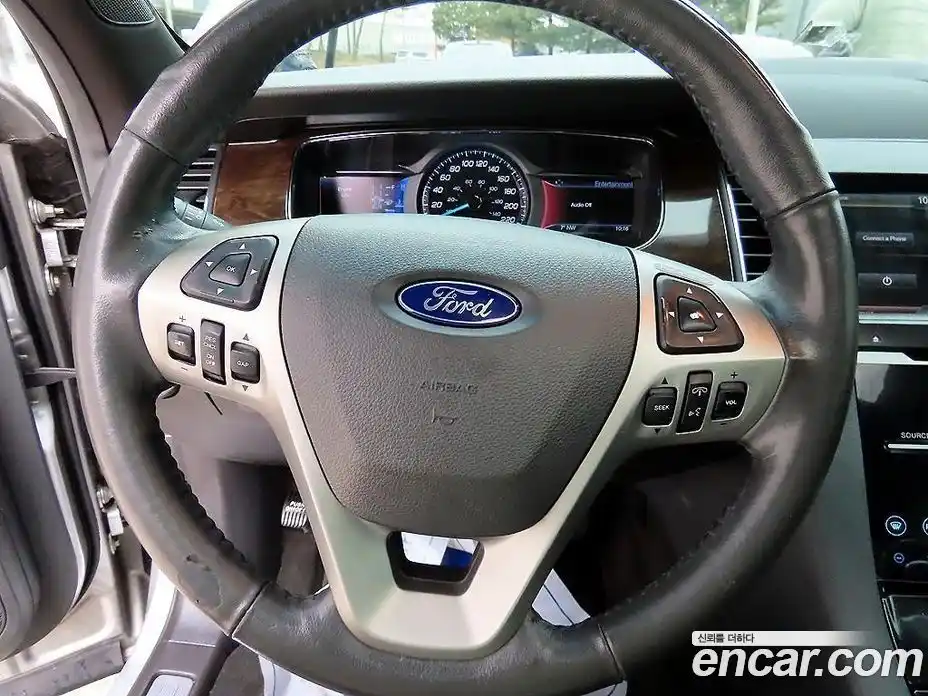 Ford Taurus 2015 2.0 Автомат в Москве № 601369, фото 8