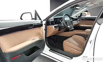 Hyundai Grandeur 2026 2.5 Автомат в Москве № 607901, миниатюра 11