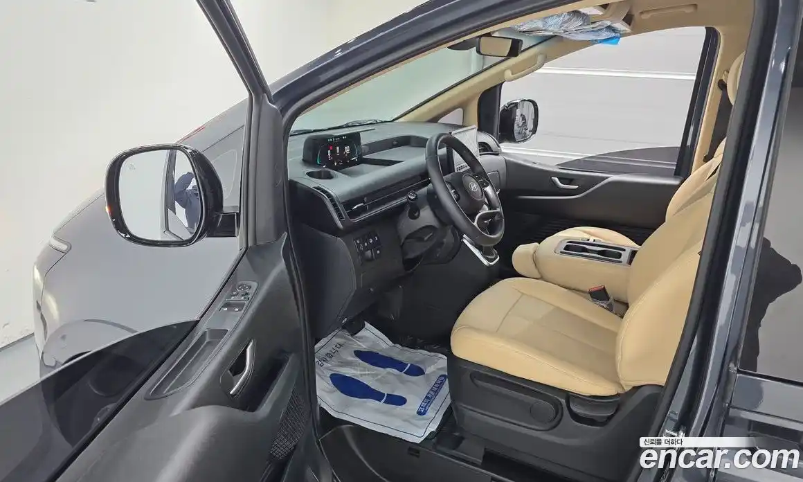 Hyundai Staria 2025 1.6 Автомат в Москве № 608166, фото 11