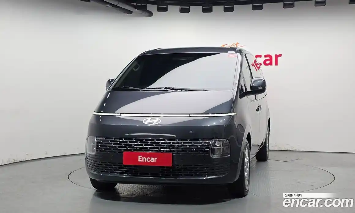 Hyundai Staria 2025 1.6 Автомат в Москве № 608166, фото 3