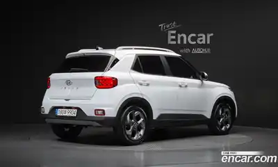 Hyundai Venue 2022 1.6 Автомат в Москве № 608221, миниатюра 2