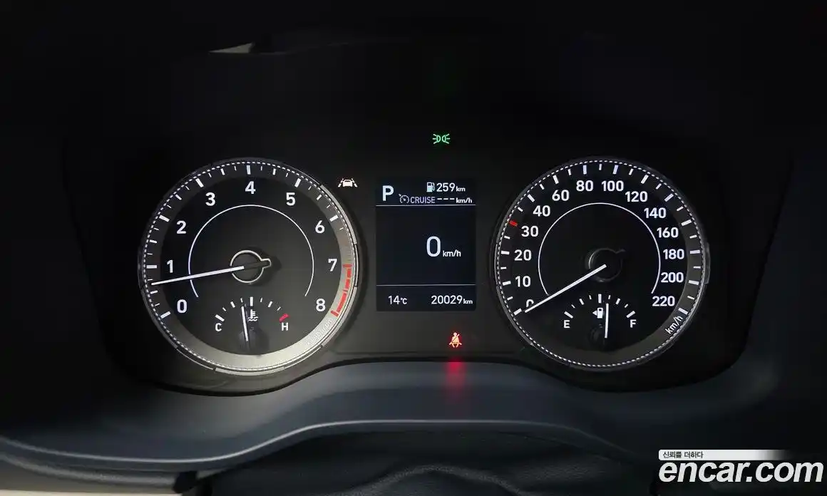 Hyundai Venue 2022 1.6 Автомат в Москве № 608221, фото 8