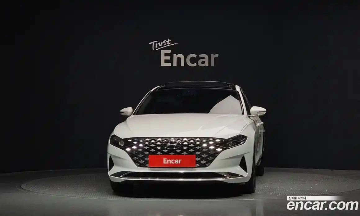 Hyundai Grandeur 2021 2.4 Автомат в Москве № 608682, фото 3