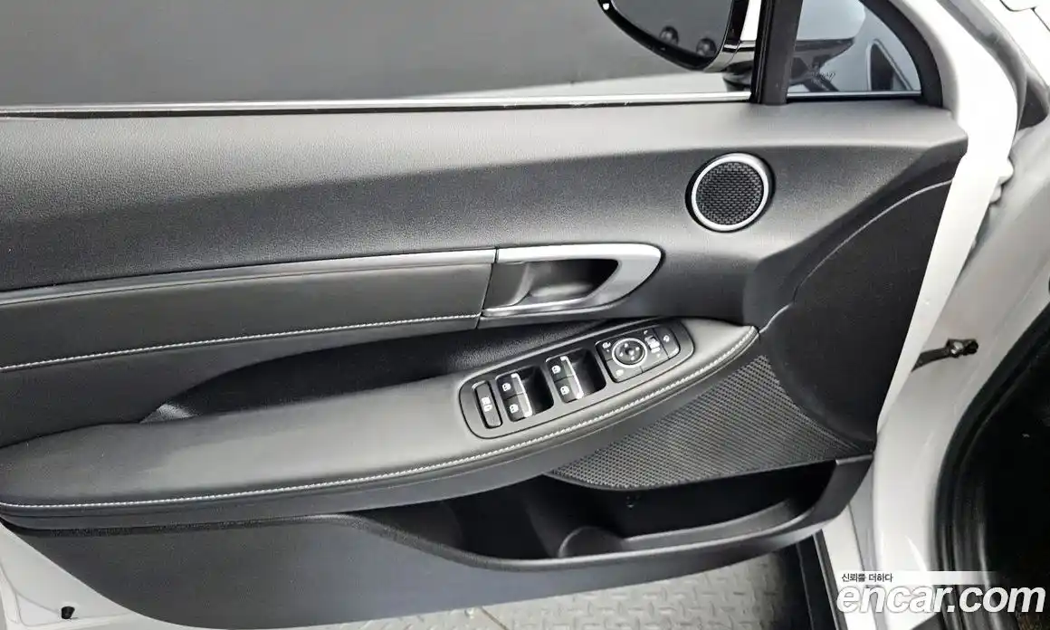 Hyundai Sonata 2025 2.0 Автомат в Москве № 608797, фото 17