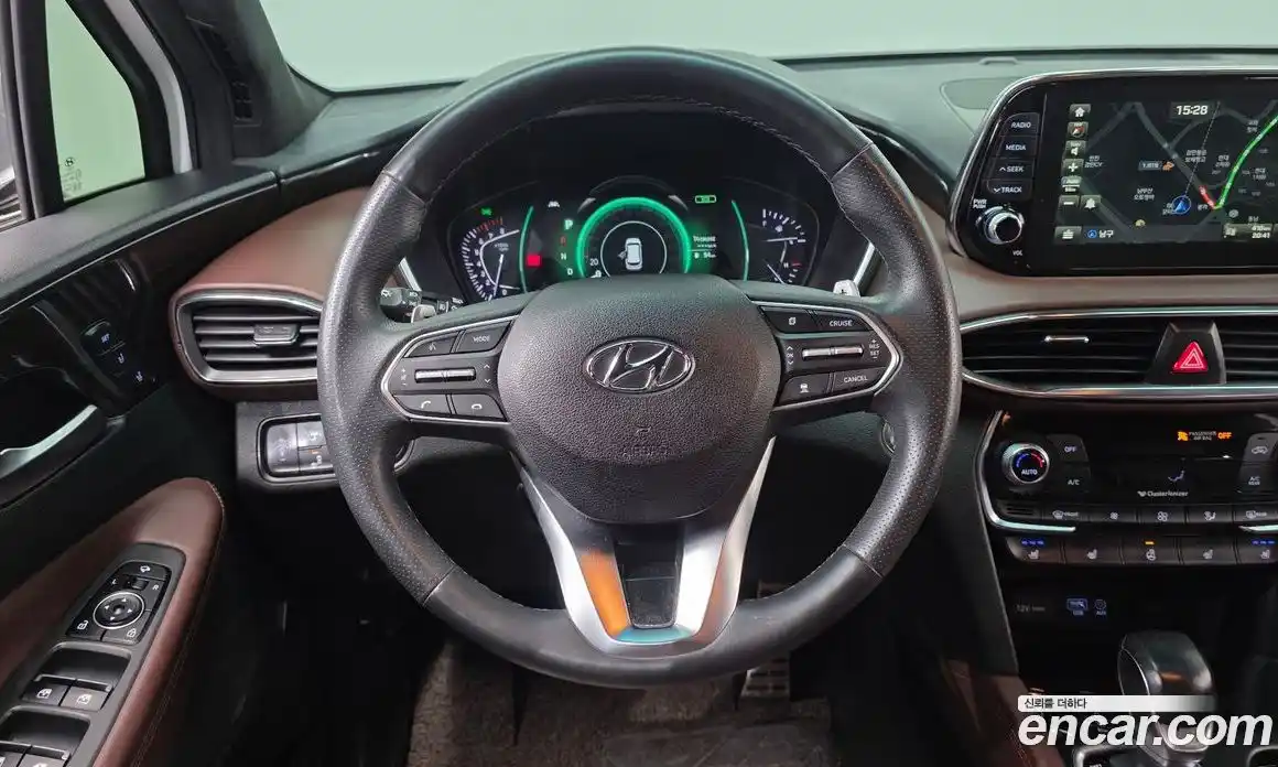 Hyundai Santa Fe 2020 2.0 Автомат в Москве № 608865, фото 13