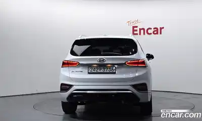 Hyundai Santa Fe 2020 2.0 Автомат в Москве № 608865, миниатюра 4