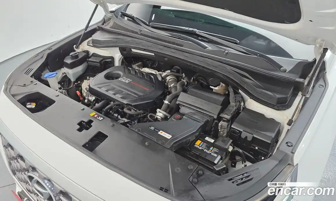 Hyundai Santa Fe 2020 2.0 Автомат в Москве № 608865, фото 6