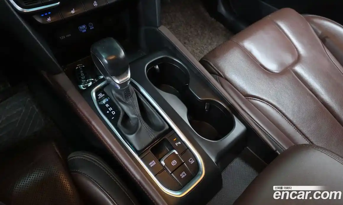 Hyundai Santa Fe 2020 2.0 Автомат в Москве № 608865, фото 9