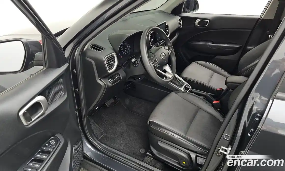 Hyundai Venue 2021 1.6 Автомат в Москве № 608913, фото 10