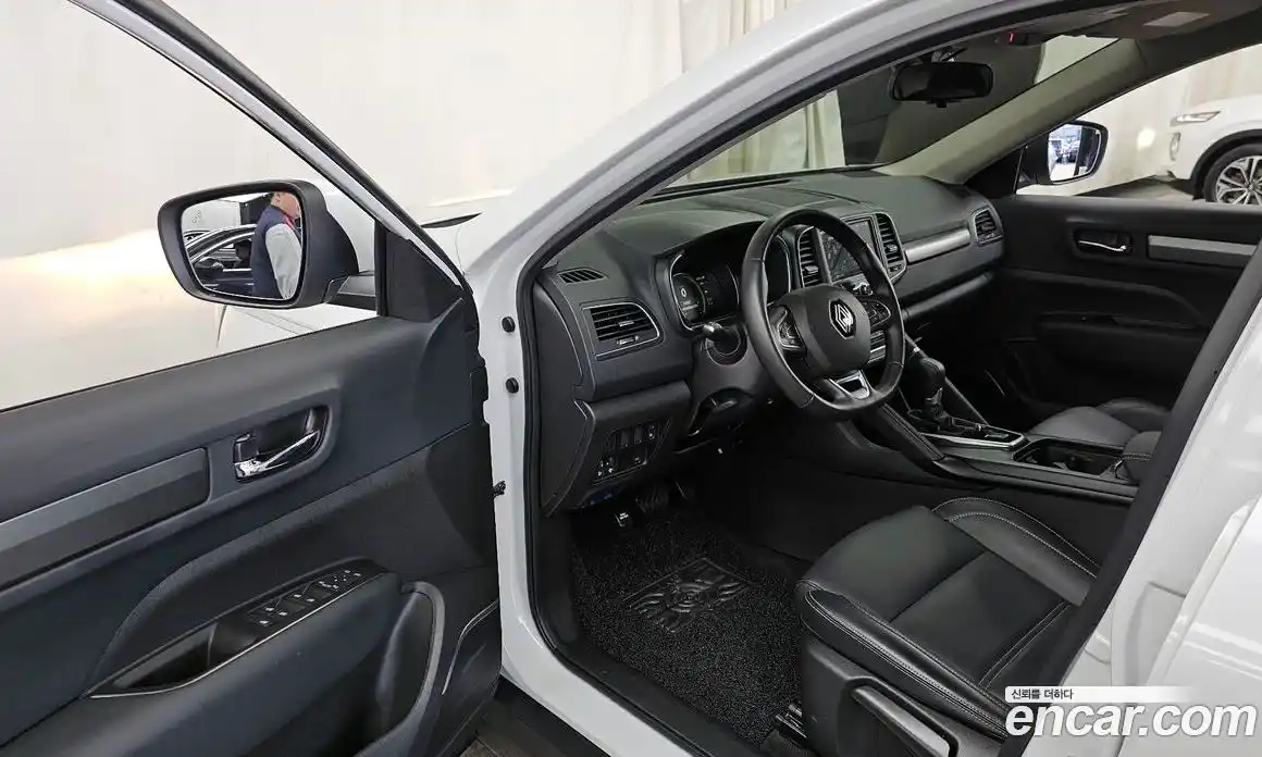 Renault QM6 2025 2.0 Автомат в Москве № 609535, фото 10