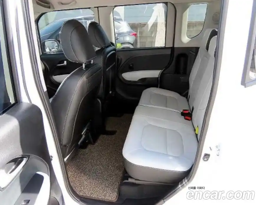 Kia Ray 2023 1.0 Автомат в Москве № 609558, фото 12