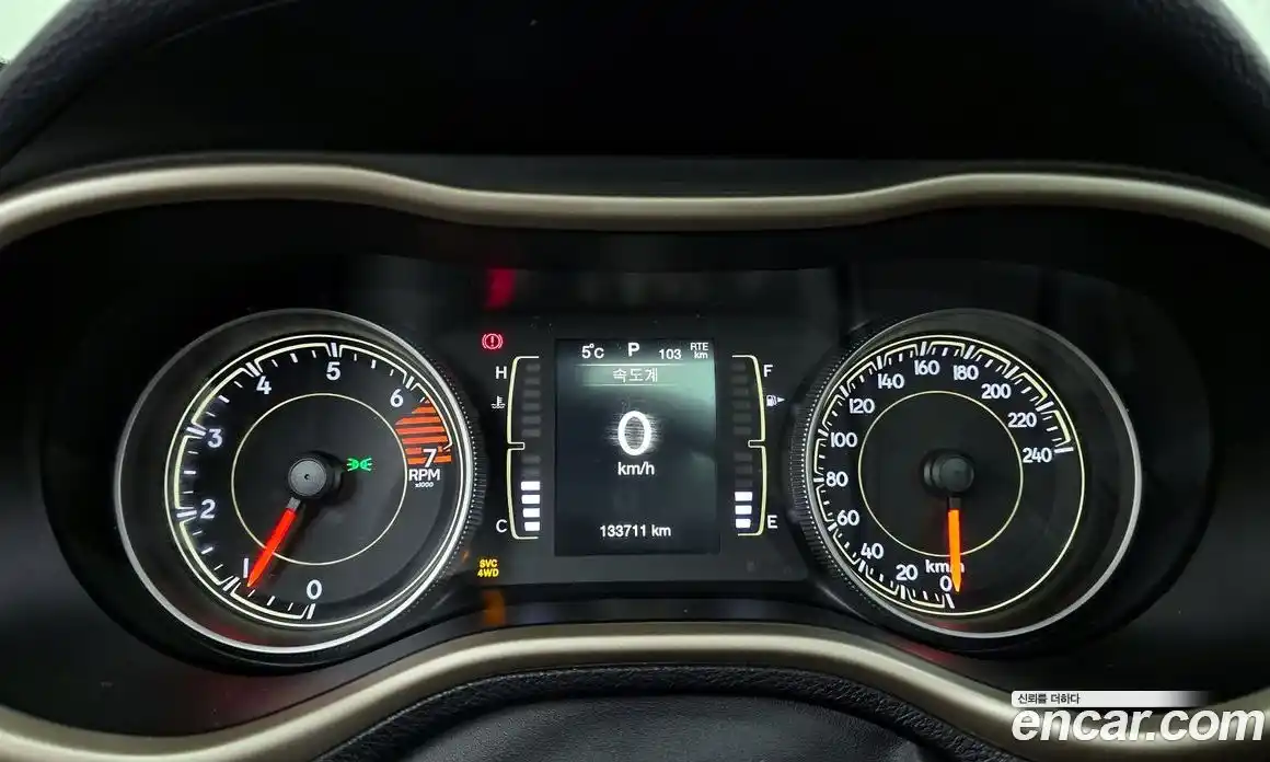 Jeep Cherokee 2016 2.4 Автомат в Москве № 609730, фото 8