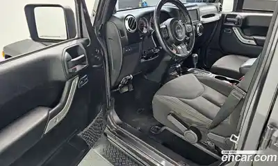Jeep Wrangler 2014 2.8 Автомат в Москве № 609740, миниатюра 11